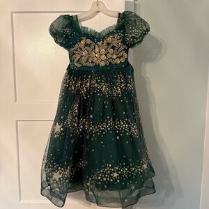 New never worn Green Dress with Gold Floral Embellishments size 6-8